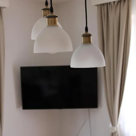 Park Apartment *